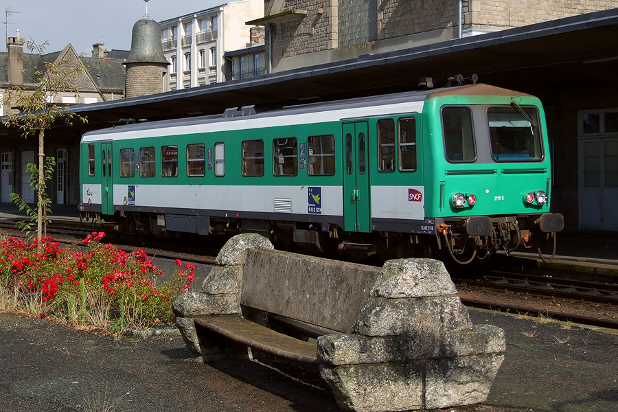 A Dinan, voila l' X 2115 le 03.07.2008.jpg
